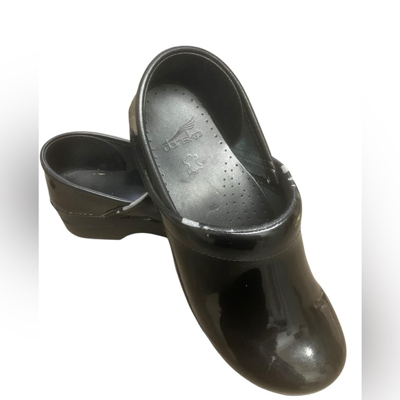 Dansko Professional Patent Leather Black Slip On Clogs Womens Eu 40 US 9.5 / 10 - Picture 2 of 13